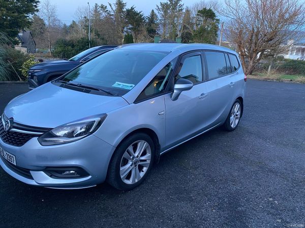 Vauxhall Zafira MPV, Diesel, 2016, Silver