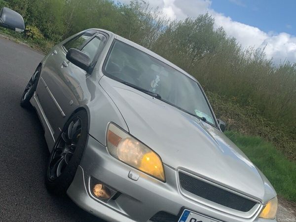 Lexus IS Saloon, Petrol, 2004, Silver