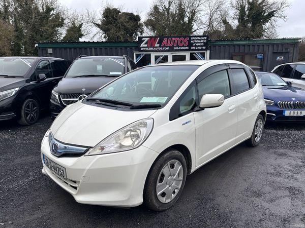 Honda Fit Hatchback, Petrol Hybrid, 2013, White