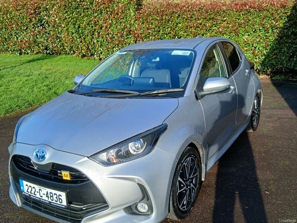 Toyota Yaris Hatchback, Petrol Hybrid, 2022, Grey