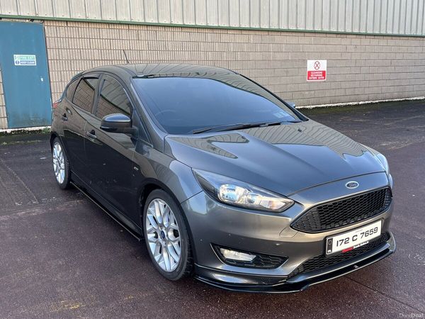 Ford Focus Hatchback, Diesel, 2017, Grey
