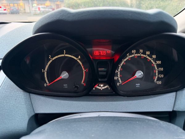 Ford Fiesta Hatchback, Diesel, 2009, Black