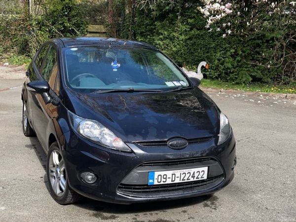 Ford Fiesta Hatchback, Diesel, 2009, Black