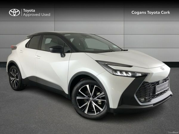Toyota C-HR SUV, Petrol Hybrid, 2025, White