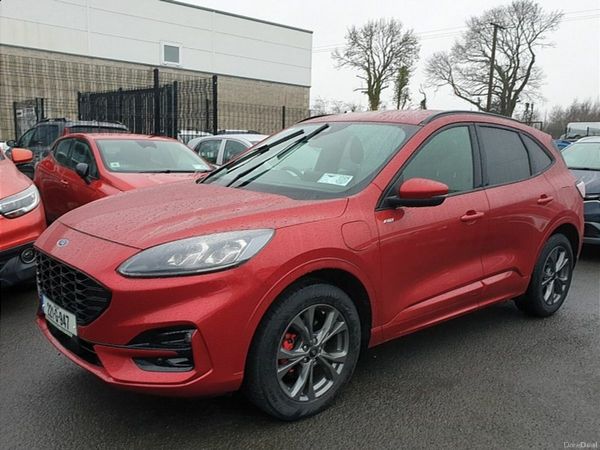 Ford Kuga SUV, Petrol Hybrid, 2022, Red