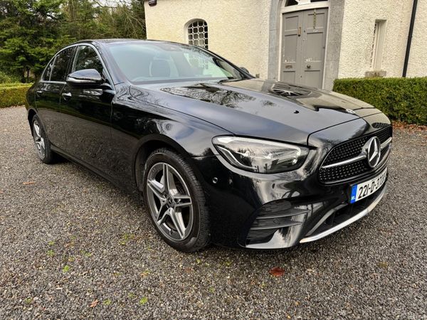 Mercedes-Benz 300 Unknown, Unknown, 2022, Black