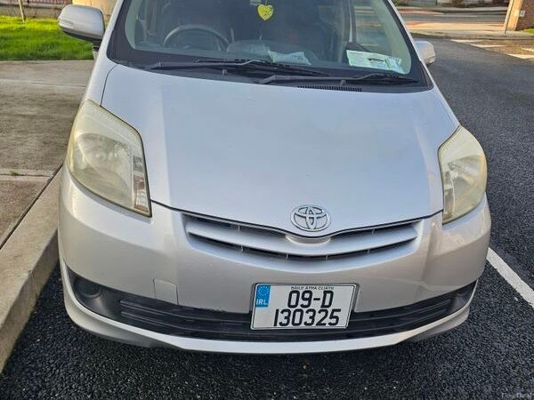 Toyota Passo MPV, Petrol, 2009, Silver