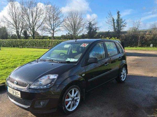 Ford Fiesta Hatchback, Petrol, 2007, Black