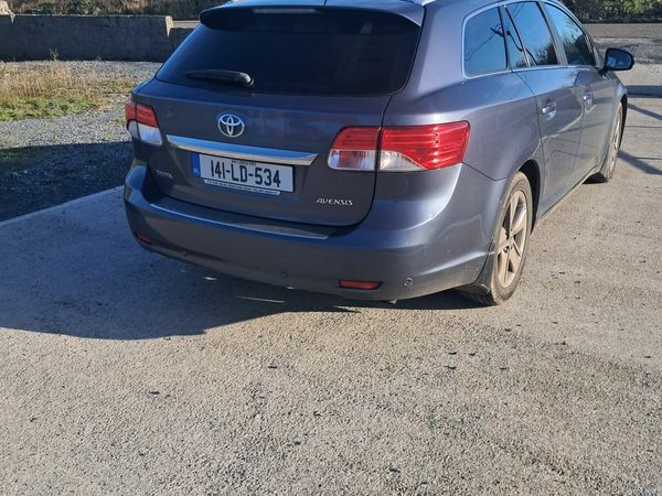Toyota Avensis Estate, Diesel, 2014, Blue