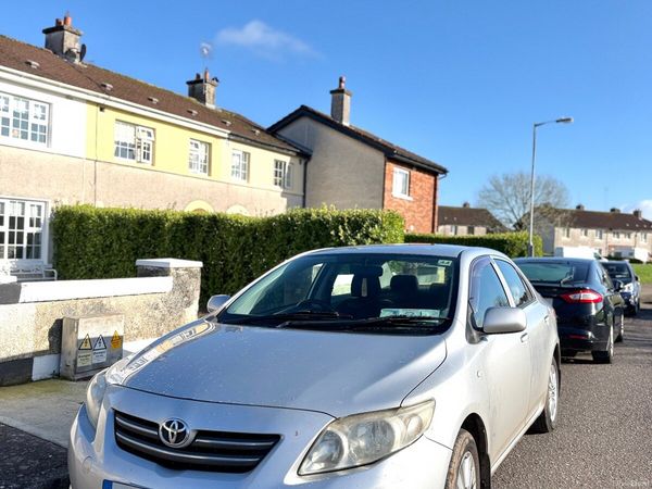 Toyota Corolla Saloon, Diesel, 2007, Silver