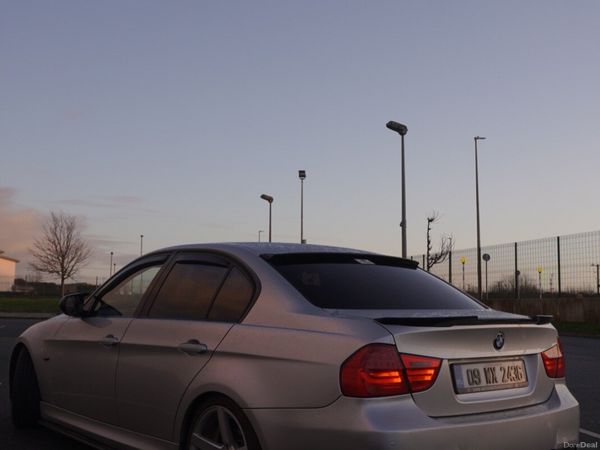 BMW 3-Series Saloon, Diesel, 2009, Silver