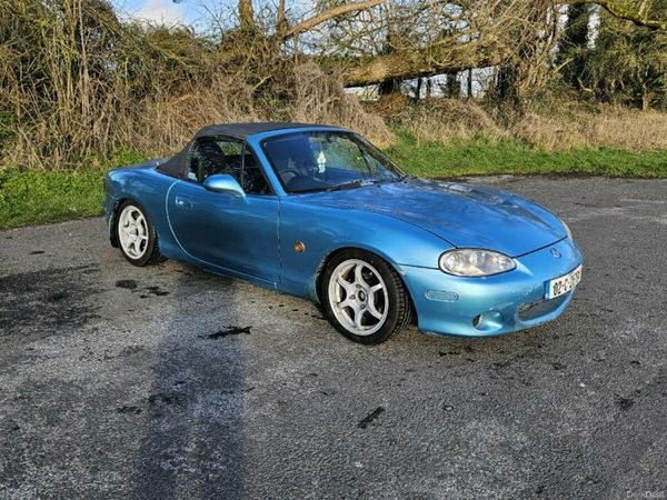 Mazda MX-5 Convertible, Petrol, 2002, Silver