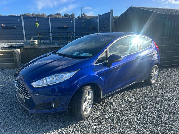 Ford Fiesta Hatchback, Petrol, 2015, Blue