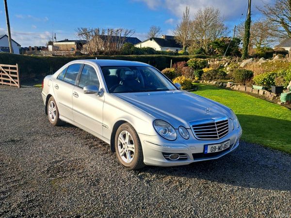Mercedes-Benz E-Class Saloon, Diesel, 2009, Silver