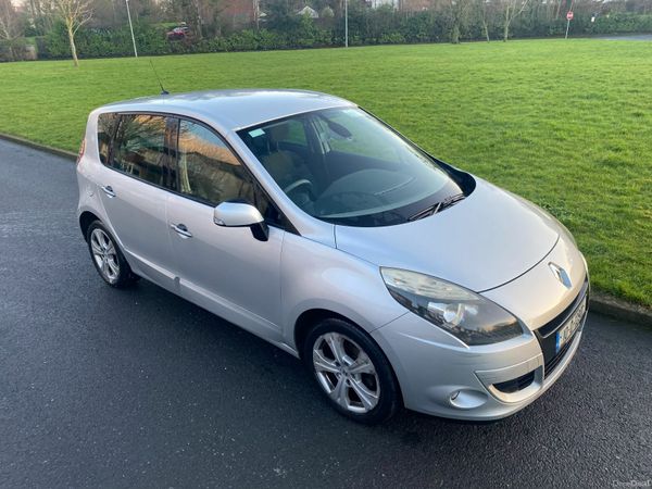 Renault Scenic MPV, Diesel, 2010, Silver