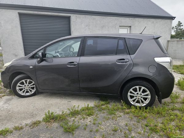 Toyota Verso MPV, Diesel, 2011, Grey