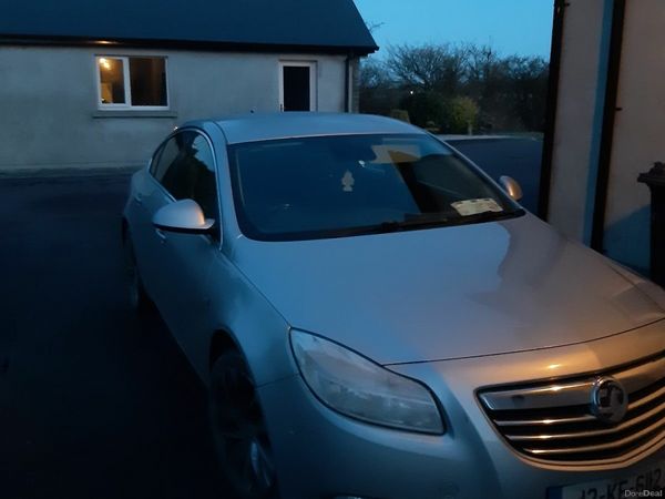 Vauxhall Insignia Hatchback, Diesel, 2012, Silver