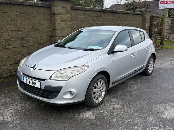 Renault Megane Hatchback, Diesel, 2010, Silver