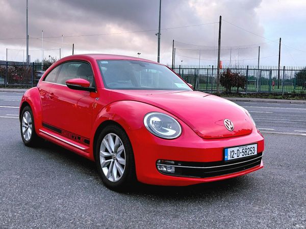 Volkswagen Beetle Hatchback, Petrol, 2012, Red
