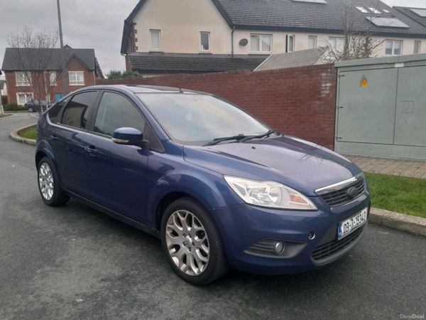 Ford Focus Hatchback, Petrol, 2009, Blue