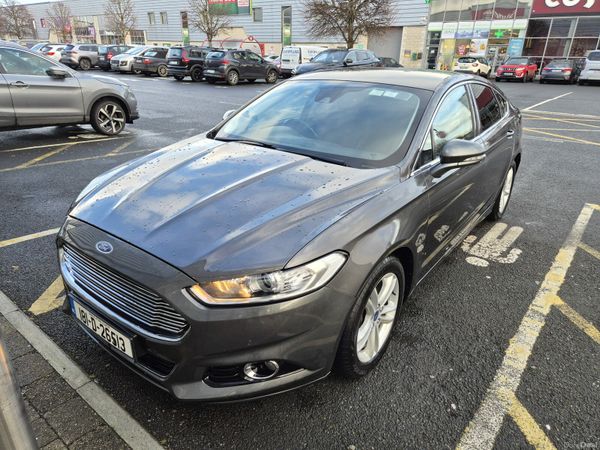 Ford Mondeo Hatchback, Diesel, 2018, Grey