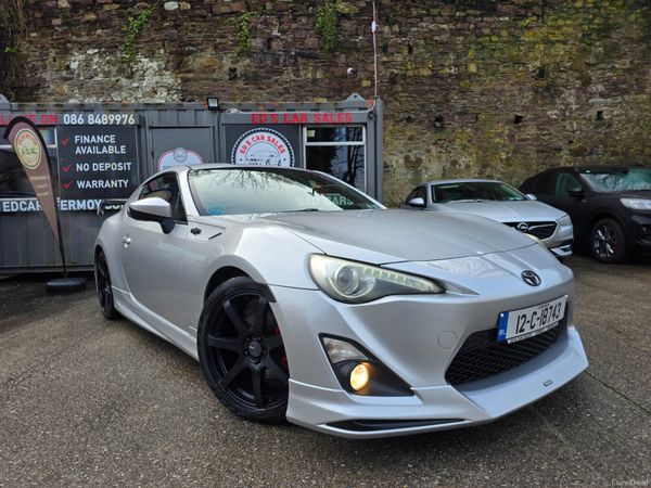 Toyota GT86 Coupe, Petrol, 2012, Silver