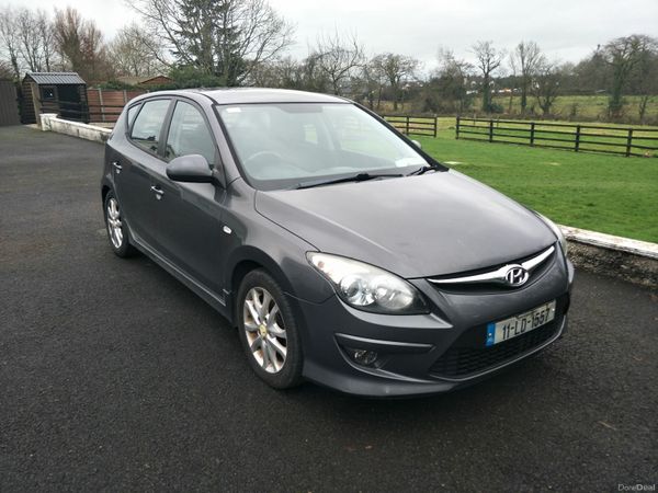 Hyundai i30 Hatchback, Diesel, 2011, Grey