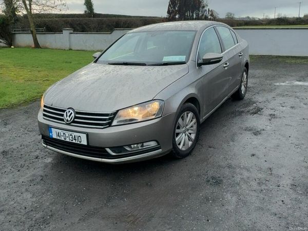 Volkswagen Passat Saloon, Diesel, 2014, Brown
