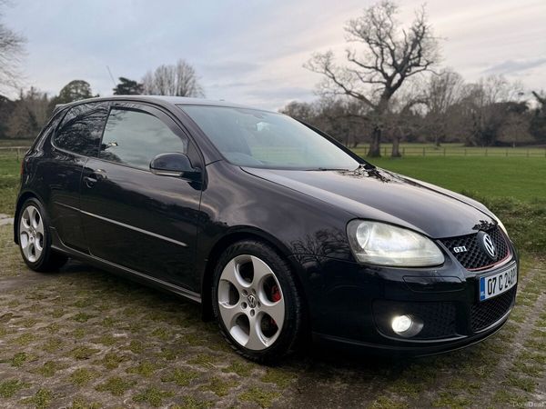 Volkswagen Golf Hatchback, Petrol, 2007, Black