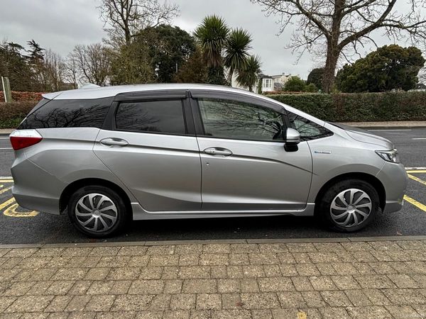 Honda Shuttle Estate, Petrol Hybrid, 2017, Grey