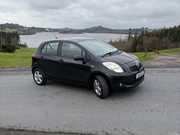 Toyota Yaris Hatchback, Petrol, 2009, Blue