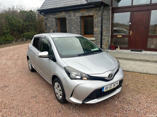 Toyota Vitz Hatchback, Petrol, 2015, Silver