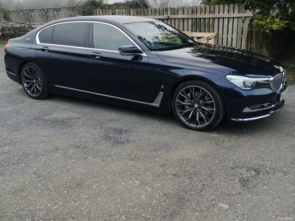 BMW 7-Series Saloon, Petrol Plug-in Hybrid, 2018, Blue