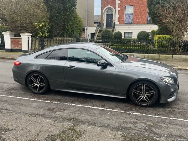 Mercedes-Benz E-Class Coupe, Diesel, 2018, Grey