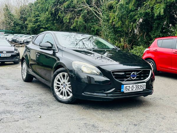 Volvo V40 Hatchback, Petrol, 2016, Black