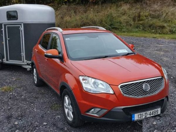 SsangYong Korando SUV, Diesel, 2013, Red