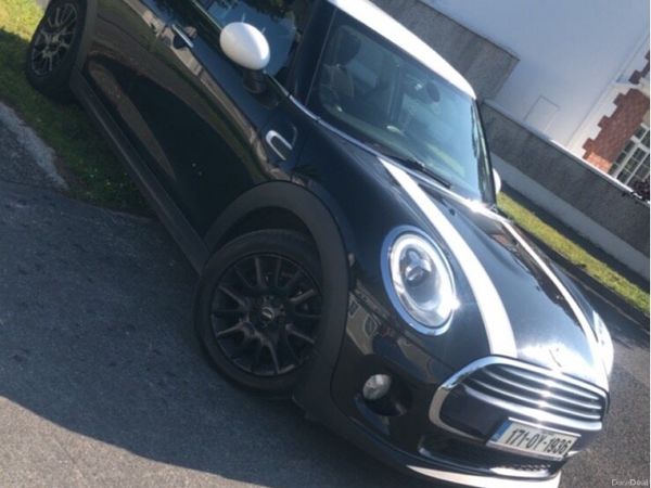 Mini Cooper Hatchback, Diesel, 2017, Black