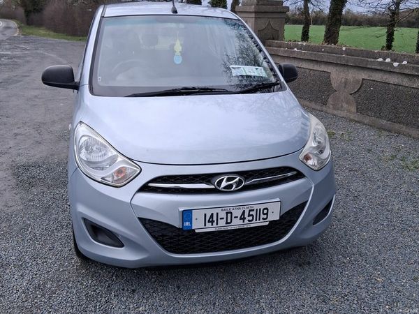 Hyundai i10 Hatchback, Petrol, 2014, Silver