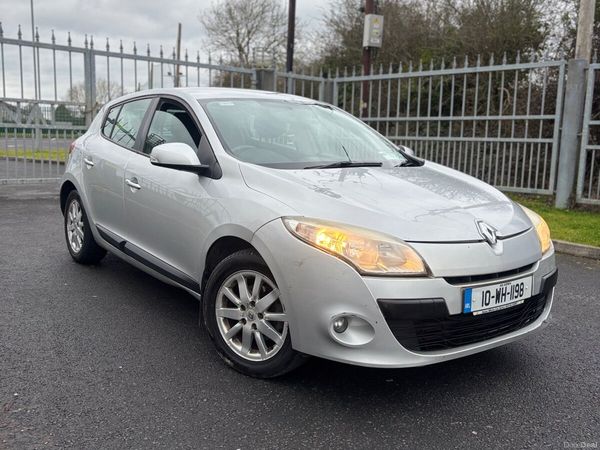 Renault Megane Hatchback, Diesel, 2010, Silver