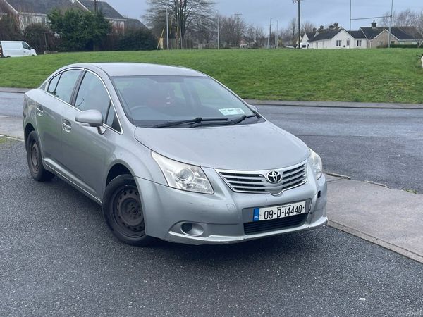 Toyota Avensis Saloon, Diesel, 2009, Grey