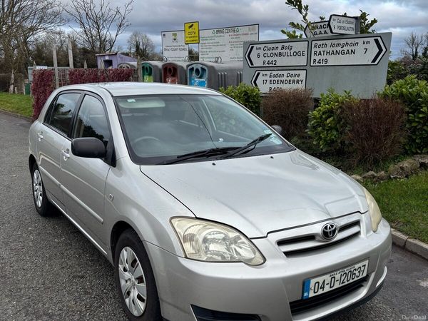 Toyota Corolla Hatchback, Petrol, 2004, Silver