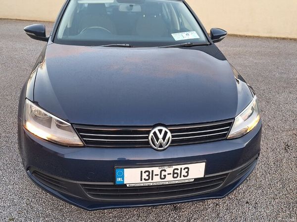 Volkswagen Jetta Saloon, Diesel, 2013, Blue