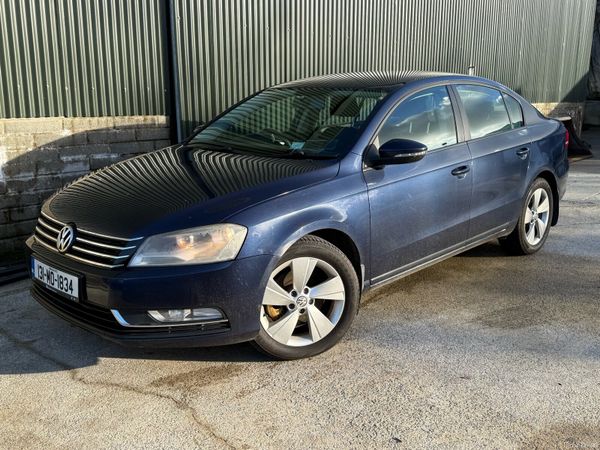 Volkswagen Passat Saloon, Diesel, 2013, Blue