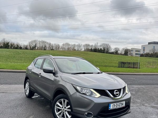 Nissan Qashqai SUV, Diesel, 2017, Grey