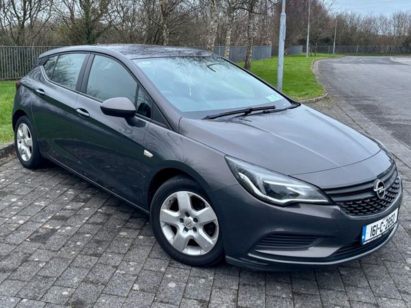 Opel Astra Hatchback, Diesel, 2016, Grey