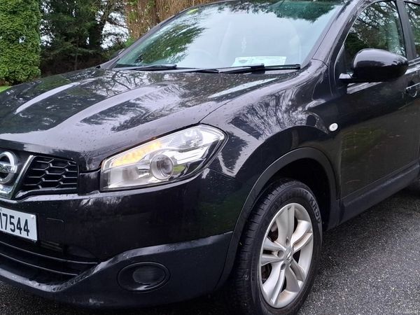 Nissan Qashqai Hatchback, Diesel, 2010, Black