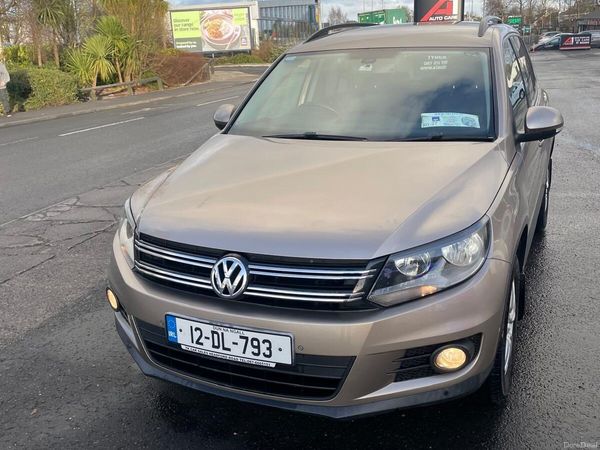 Volkswagen Tiguan SUV, Diesel, 2012, Brown
