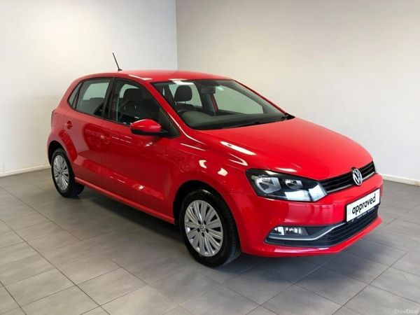 Volkswagen Polo Hatchback, Petrol, 2015, Red
