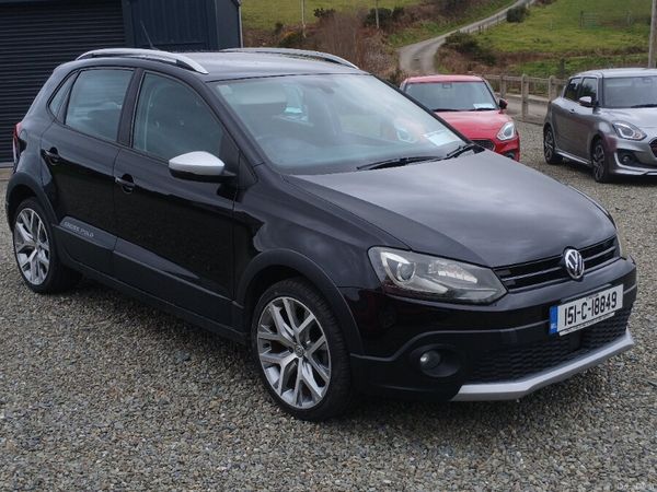 Volkswagen Polo Hatchback, Petrol, 2015, Black
