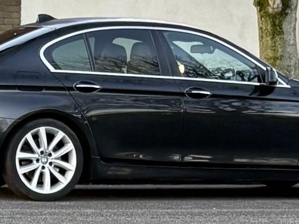 BMW 5-Series Saloon, Petrol, 2012, Black